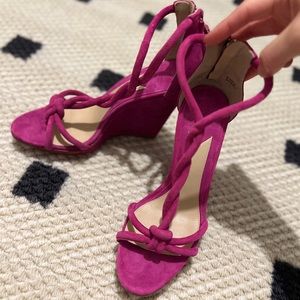 Brian atwood vero cuoio suede platform sandal
